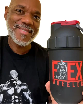 Лучший шейкер для спортивного питания Shakespeare Shaker flex wheeler 2